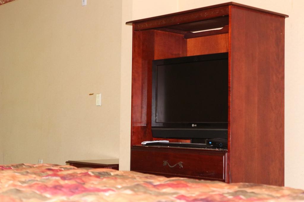 Magnolia Bay Hotel & Suites Jonesboro Ngoại thất bức ảnh