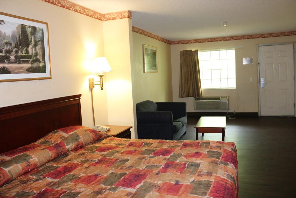 Magnolia Bay Hotel & Suites Jonesboro Ngoại thất bức ảnh