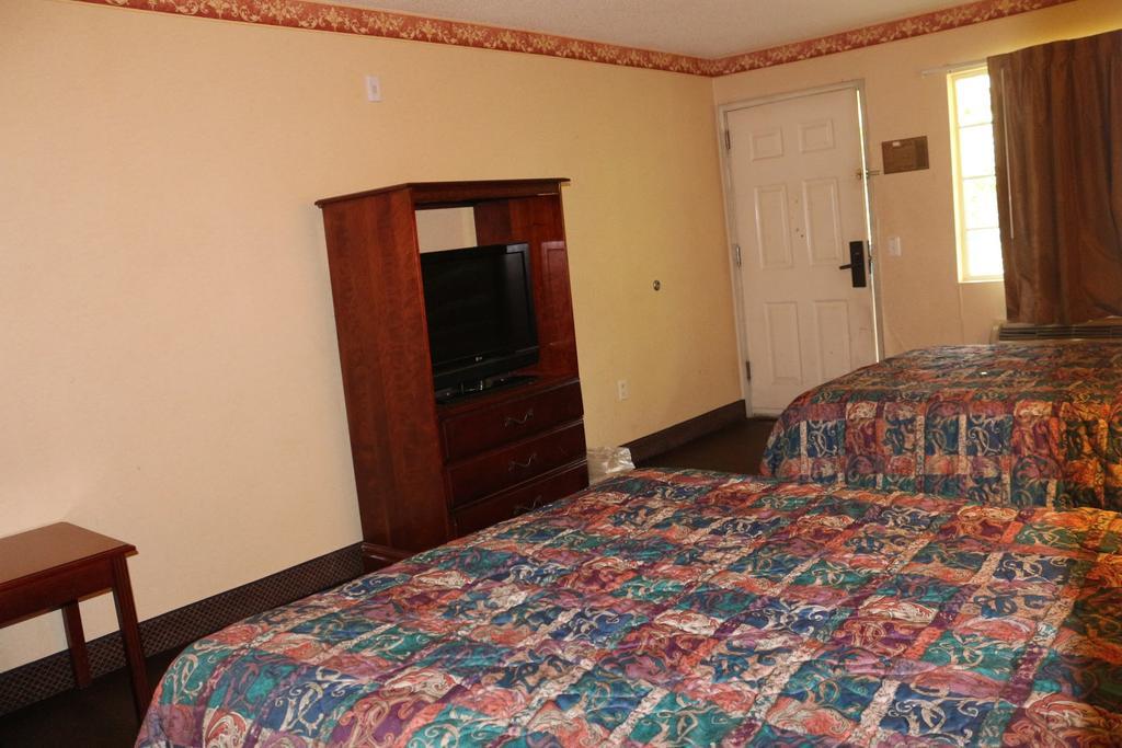 Magnolia Bay Hotel & Suites Jonesboro Ngoại thất bức ảnh