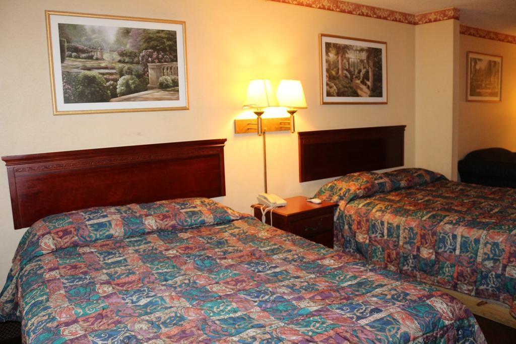 Magnolia Bay Hotel & Suites Jonesboro Ngoại thất bức ảnh