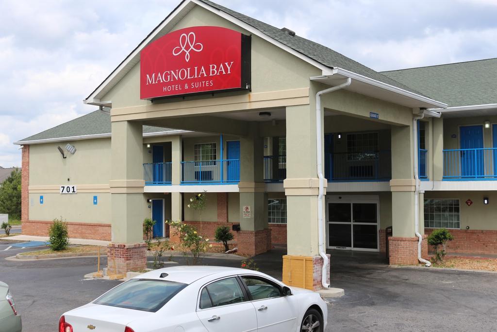 Magnolia Bay Hotel & Suites Jonesboro Ngoại thất bức ảnh