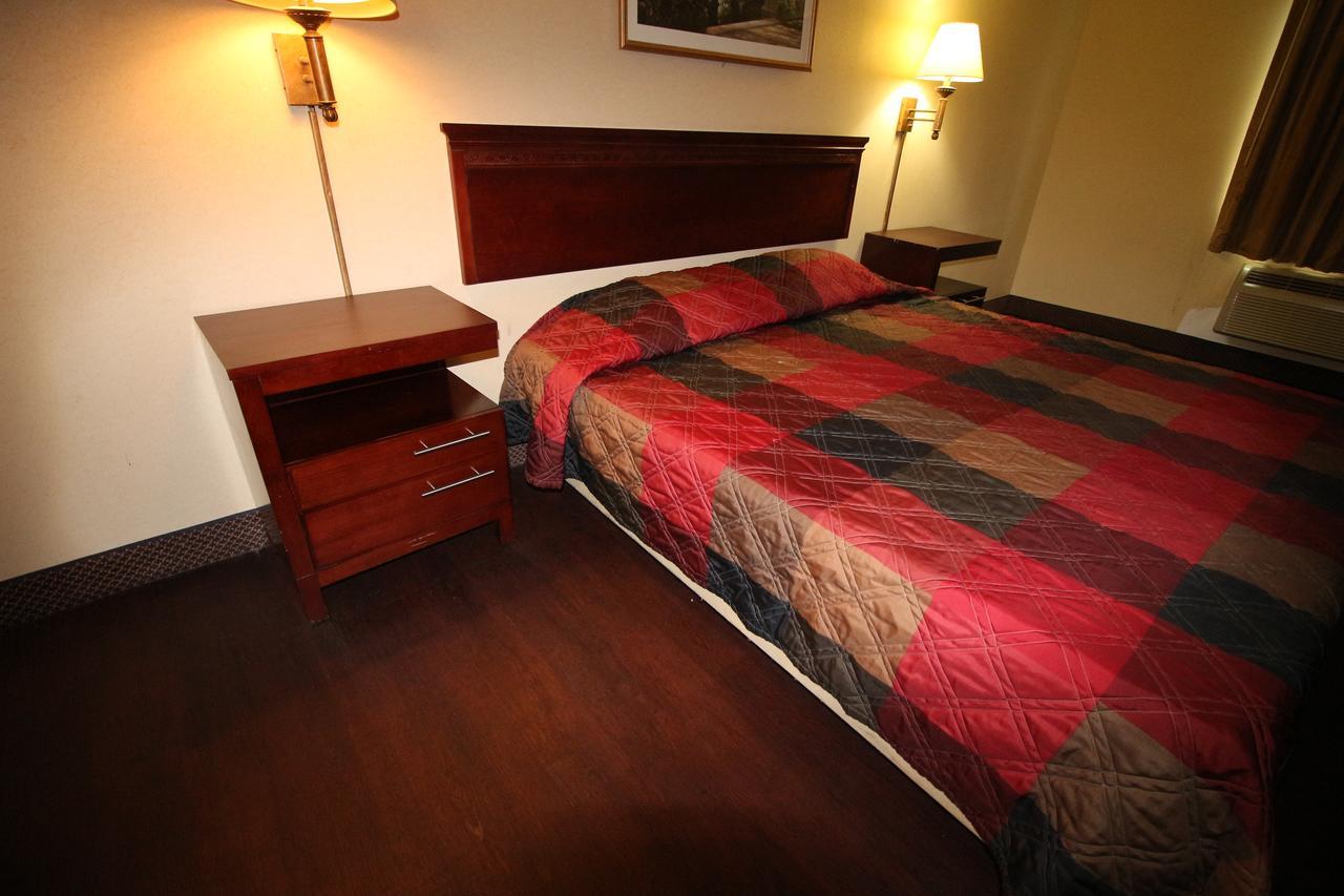 Magnolia Bay Hotel & Suites Jonesboro Ngoại thất bức ảnh
